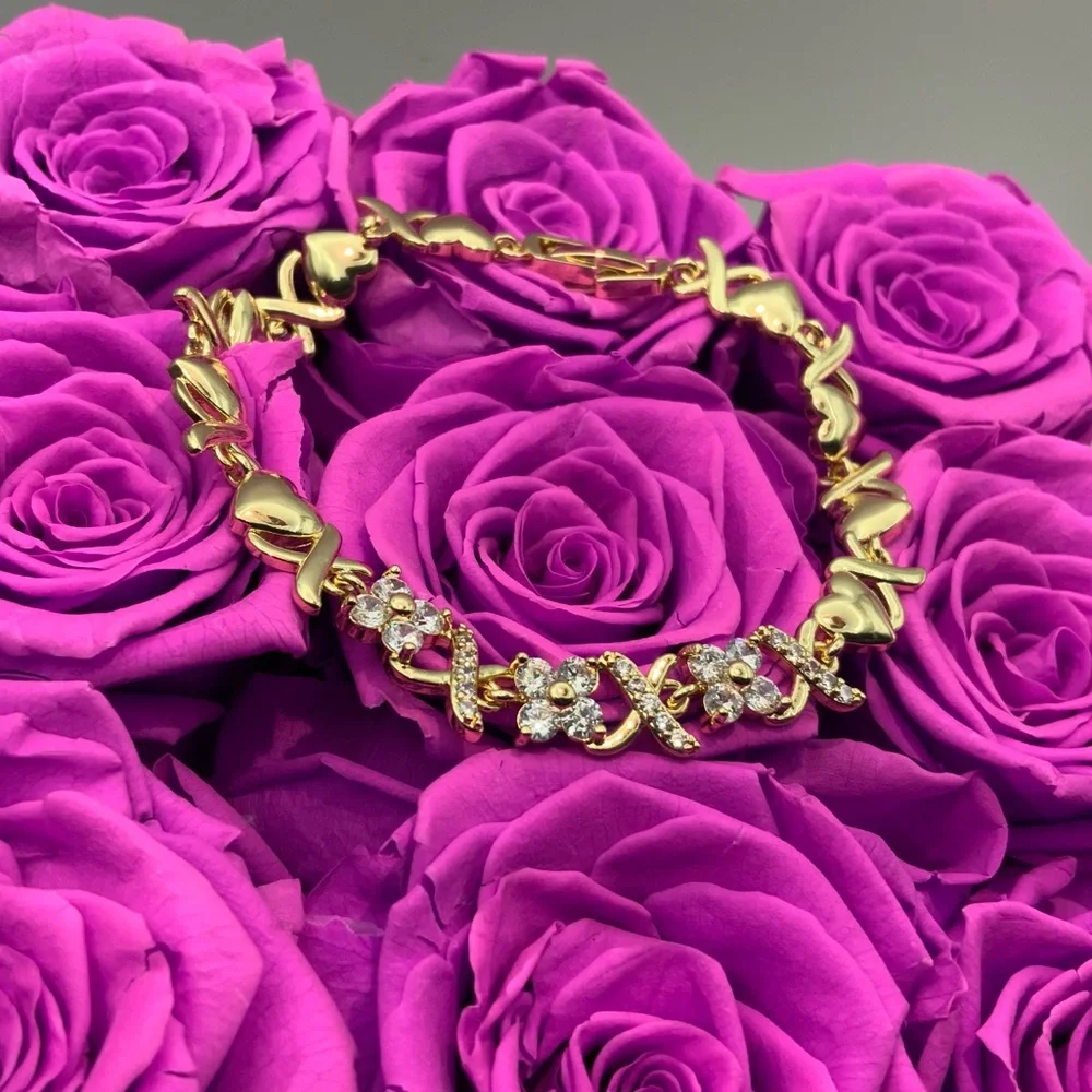 Hugs and Kisses Heart Gold Bracelet - Women Jewelry